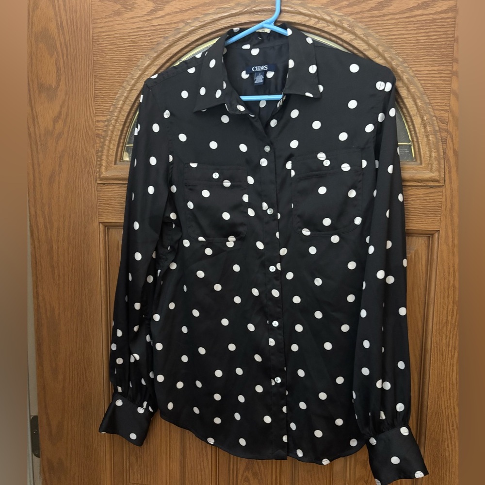 Ralph Lauren Chaps Like New Womens Blouse SZM Polka Dot blk/wh. Very Classy!